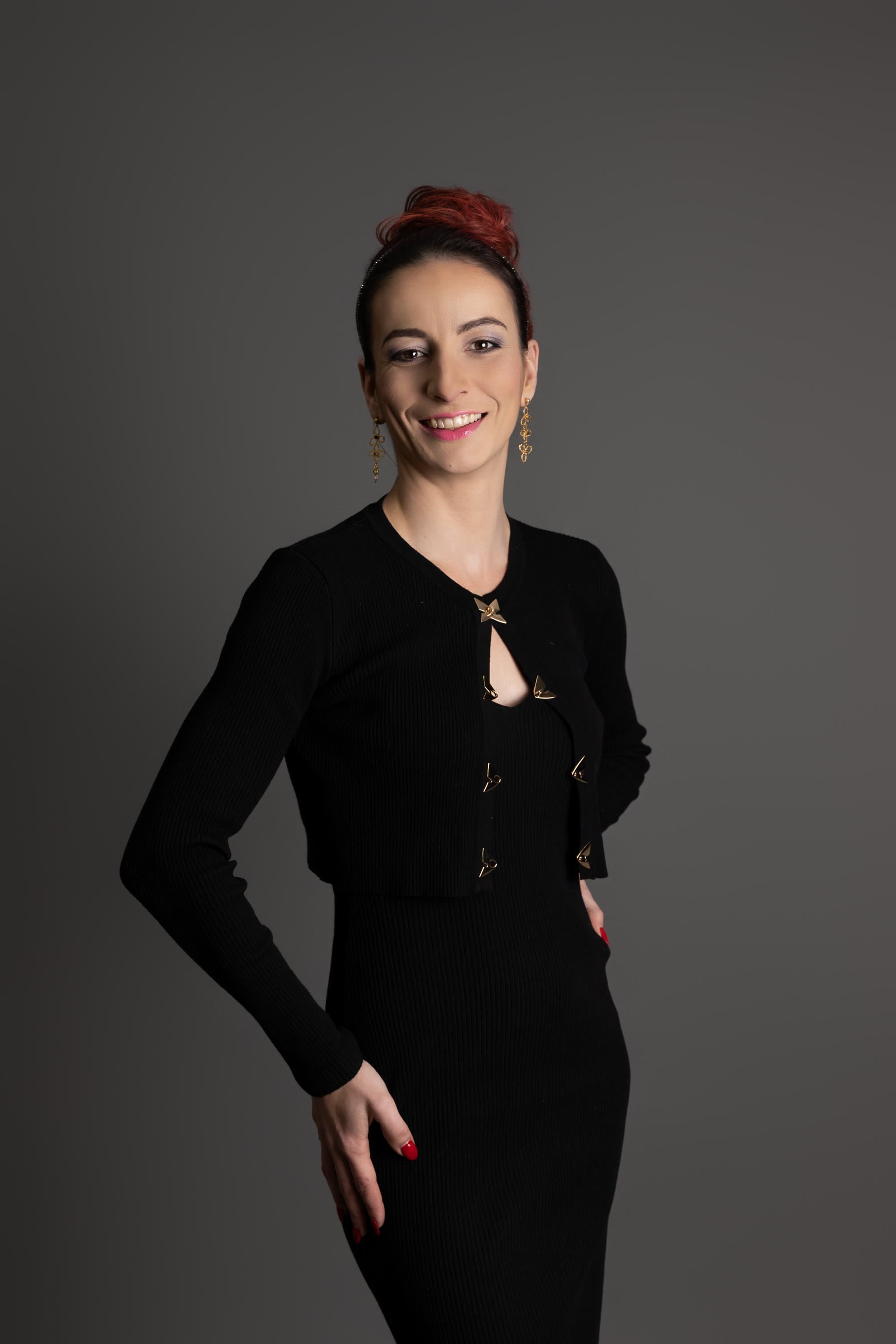 Karina CM, Nail Artist & Maquilladora
